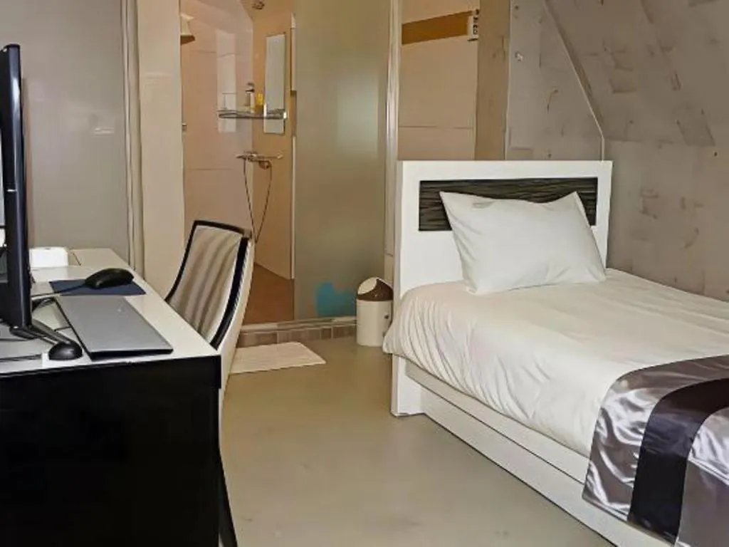 Novalus Tourist Hotel 3*, Seoul South Korea