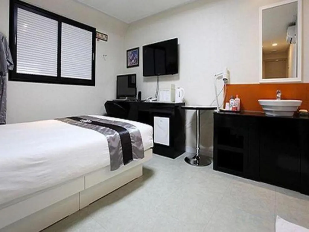 Novalus Tourist Hotel 3*, Seoul