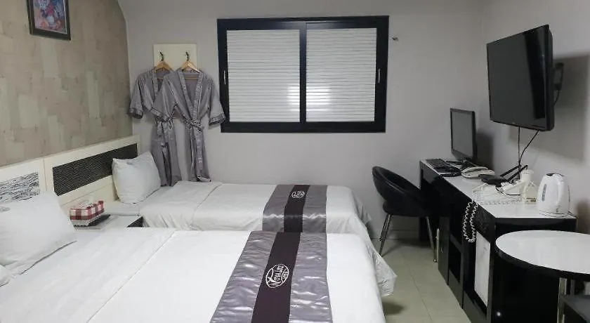 Novalus Tourist Hotel 3*, Seoul