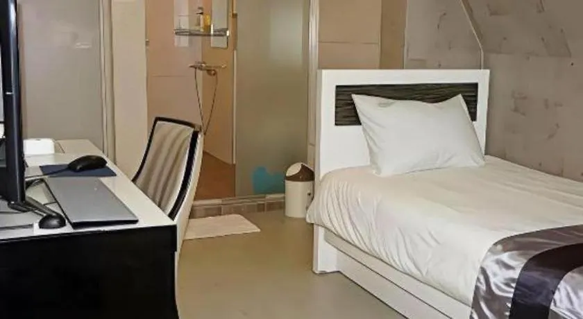Novalus Tourist Hotel 3*, Seoul South Korea
