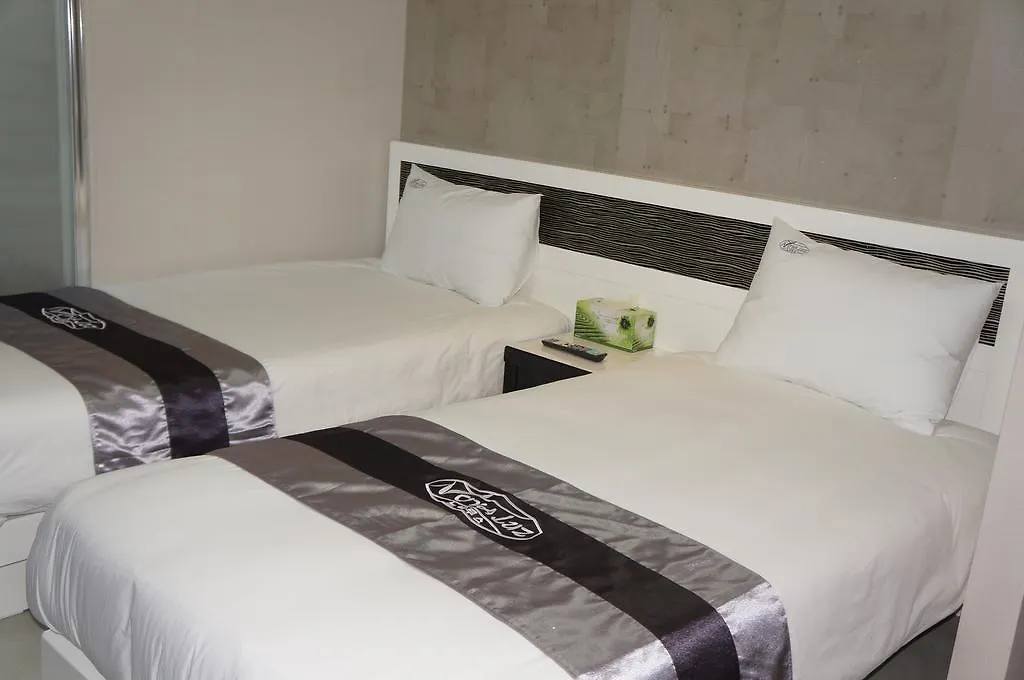 Novalus Tourist Hotel
