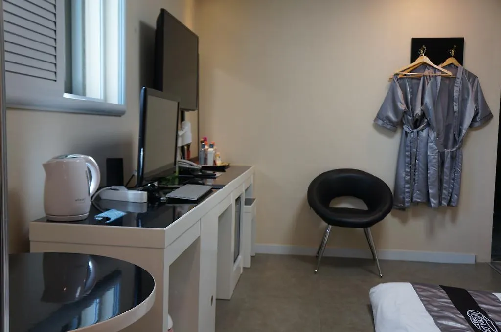 Novalus Tourist Hotel 3*, Seoul