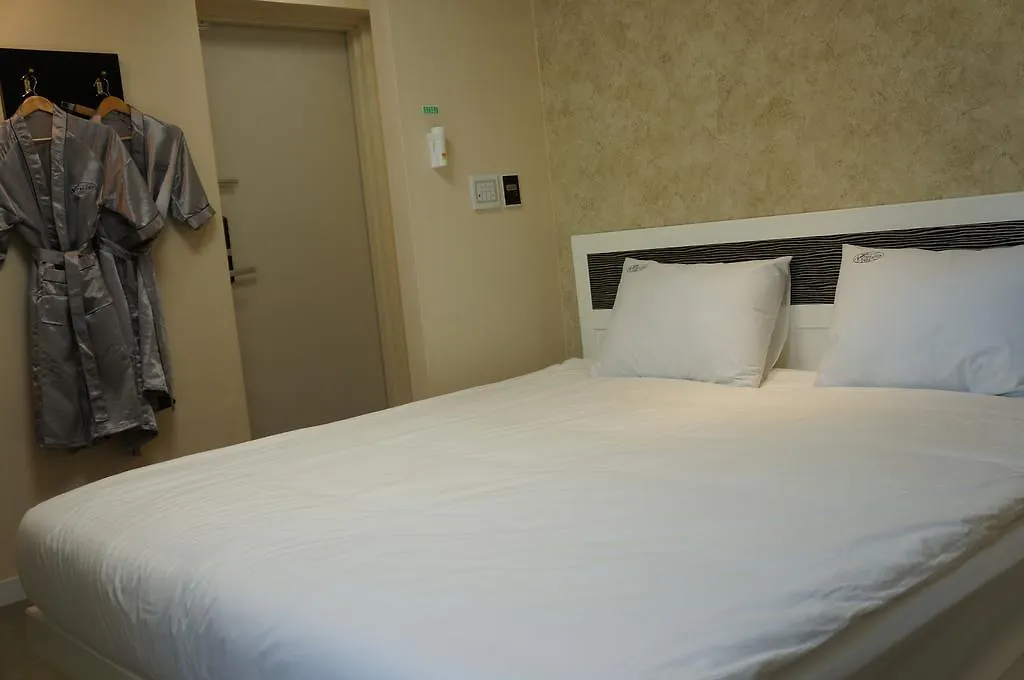 Novalus Tourist Hotel 3*, Seoul South Korea